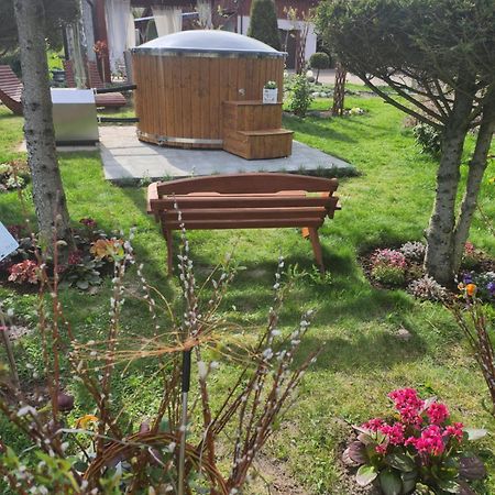 Apartamento Liwa Garden Krzywa 11 Exterior foto
